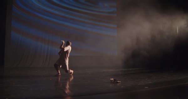 Pointes